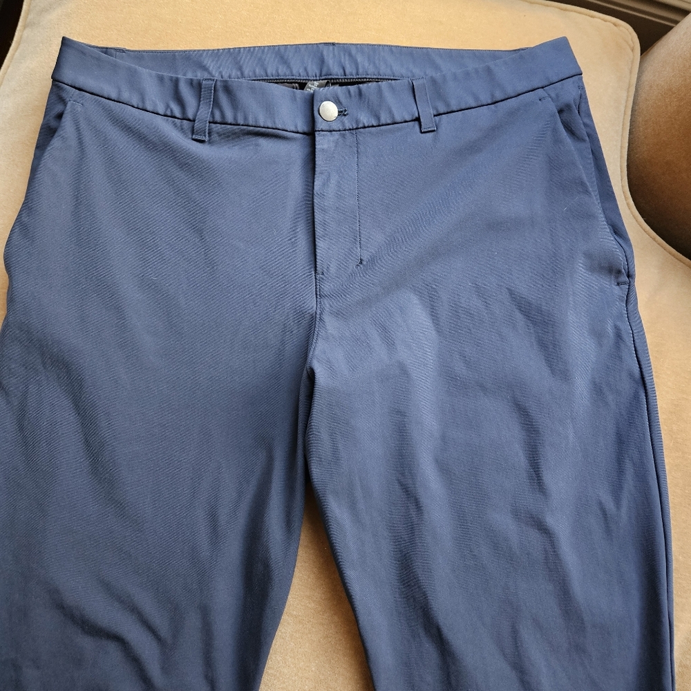Lululemom Men's Navy ABC Pants - Size 36